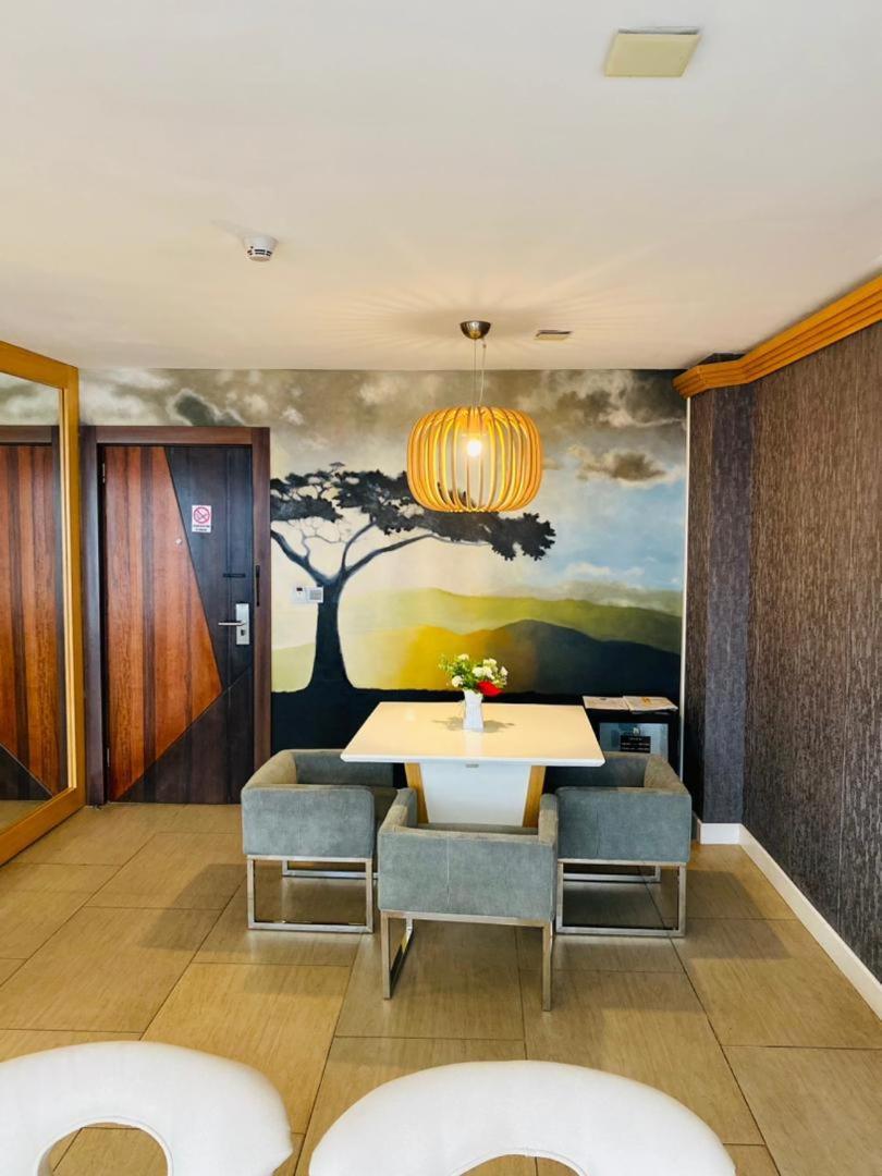 Boun'S Hotel Яунде Екстер'єр фото