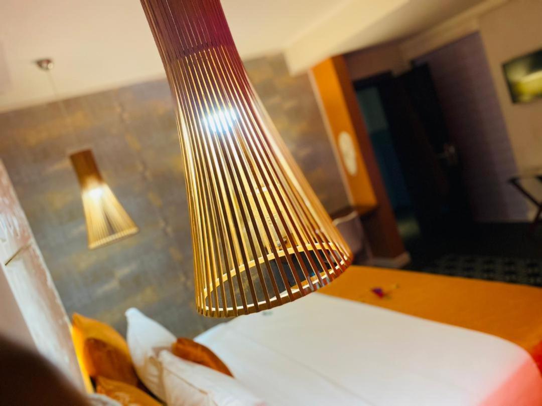 Boun'S Hotel Яунде Екстер'єр фото