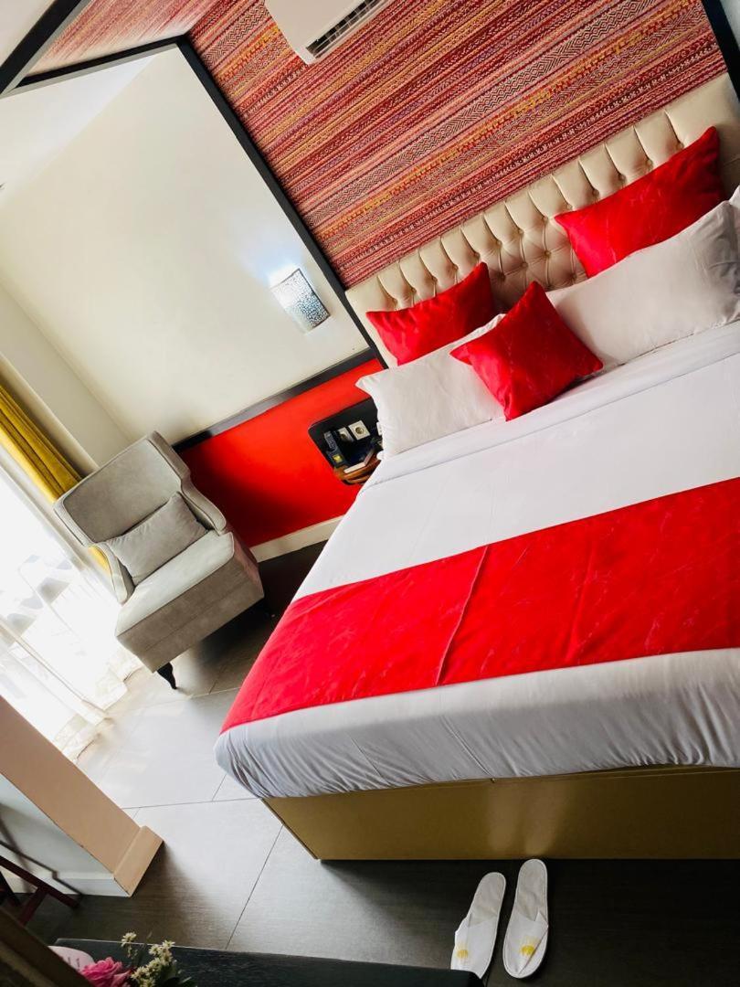 Boun'S Hotel Яунде Екстер'єр фото