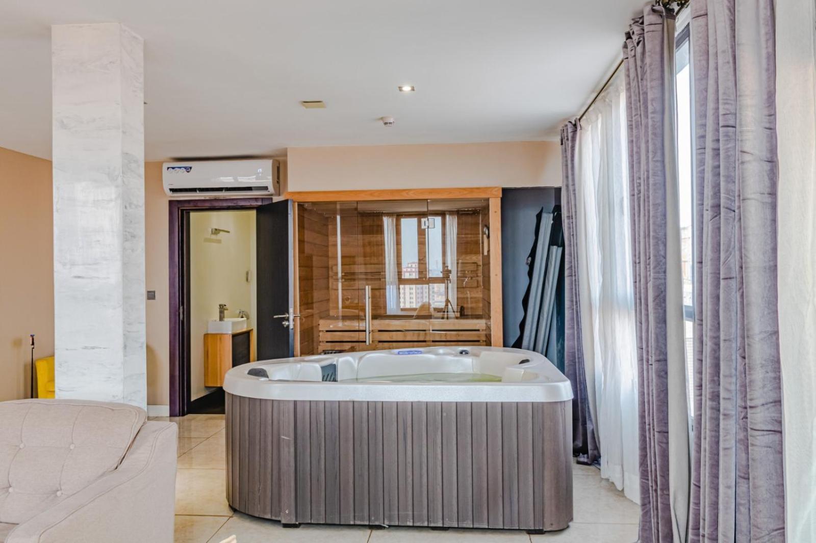 Boun'S Hotel Яунде Екстер'єр фото